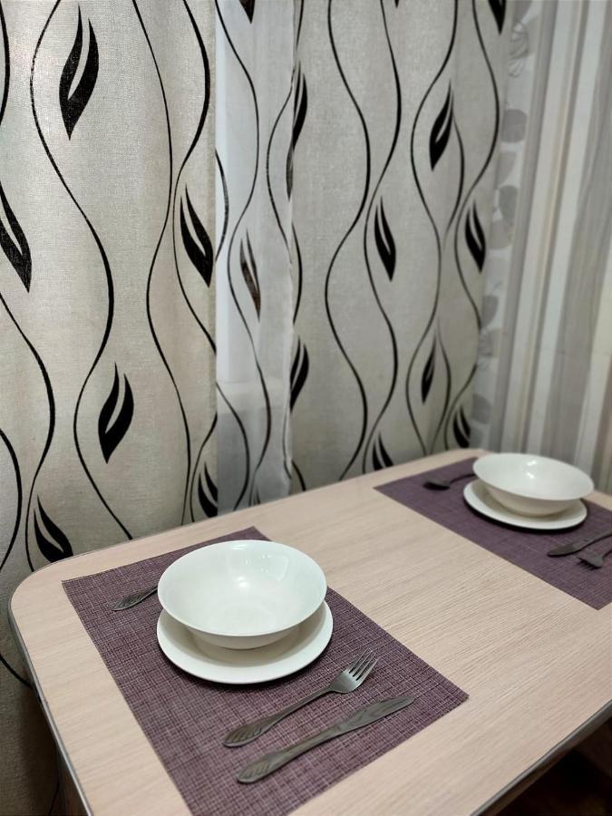 Стандарт Апартаменты Ул.Урицкого 74 Pavlodar Exterior foto